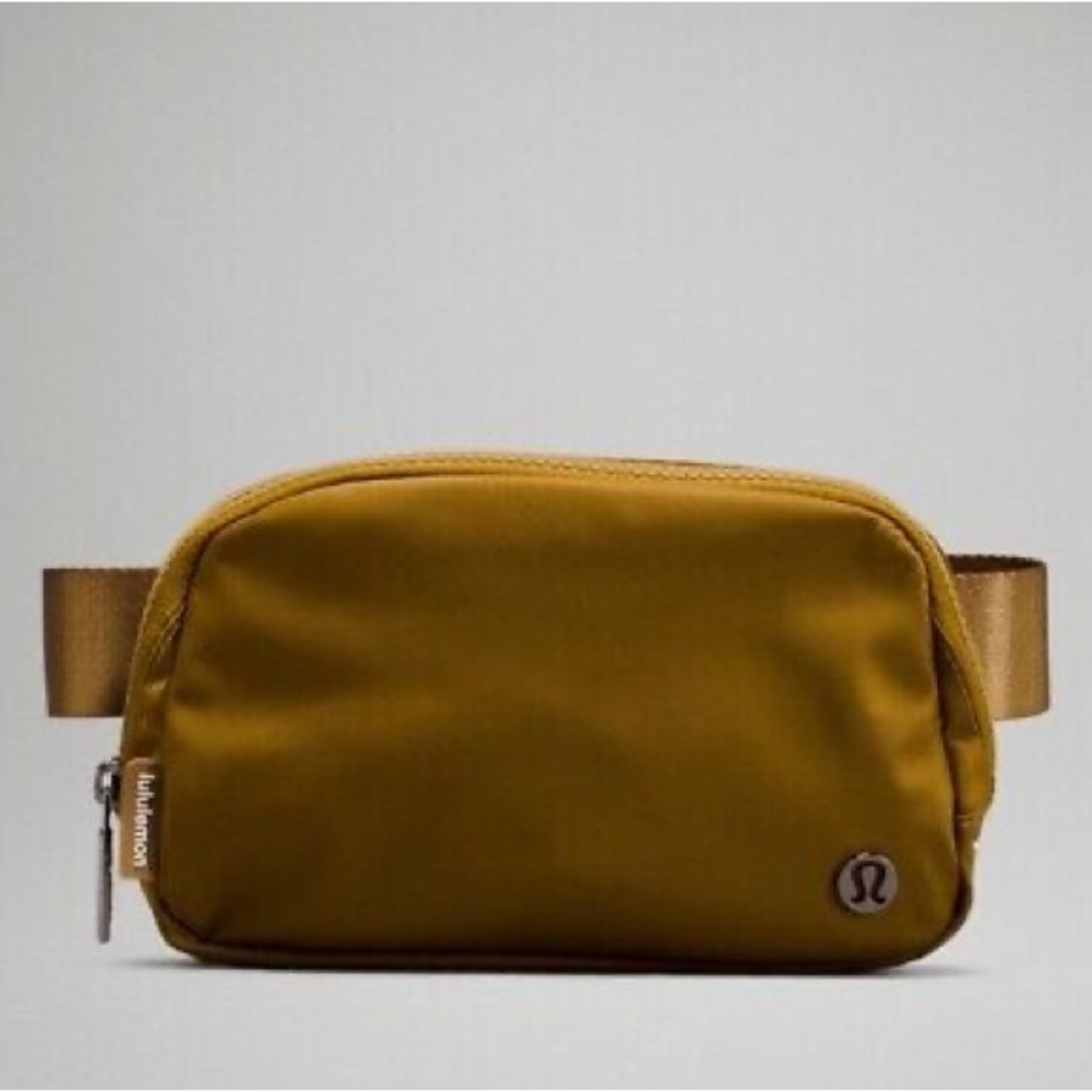 Lululemon Everywhere Belt Bag 1L Burnt Caramel Very Good Shape!